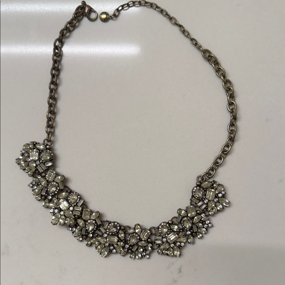 Elegant Floral Necklace